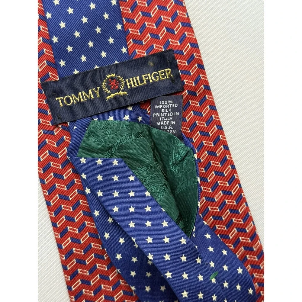 Tommy Hilfiger Men's 100% Silk USA Red‎ White Blue Stars W4